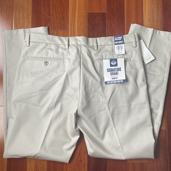 Men’s dockers signature khaki lux slim fit pants, 38 x 32 - Picture 3 of 4